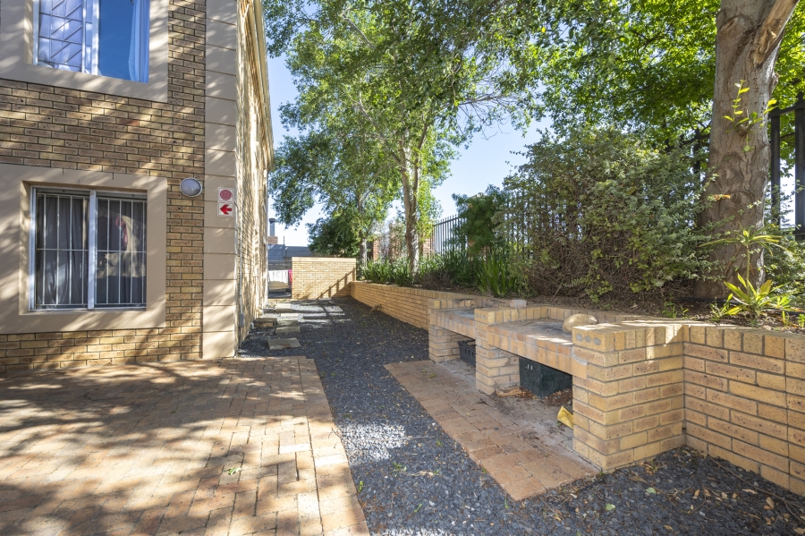 2 Bedroom Property for Sale in D